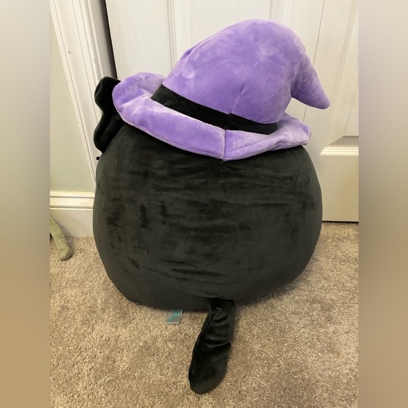 NWOT 16” Calio the cat witch Halloween Squishmallow - Picture 3 of 4